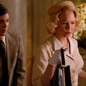 Foto Más vale sola que mal acompañada