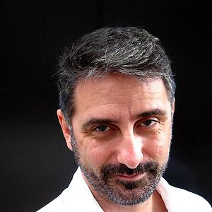 Foto Viajo Porque Preciso, Volto Porque Te Amo