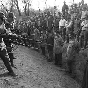 Foto Ciudad de vida y muerte