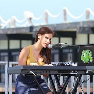 Foto Jessica Lowndes