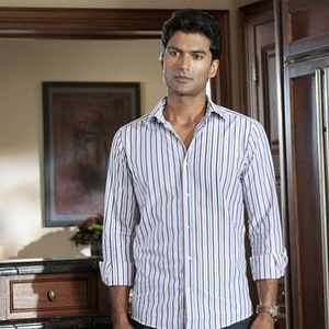 Foto Sendhil Ramamurthy