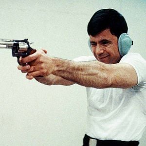 Foto La piel en el asfalto