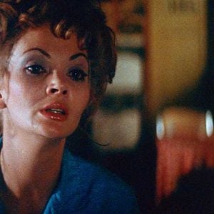 Foto La piel en el asfalto