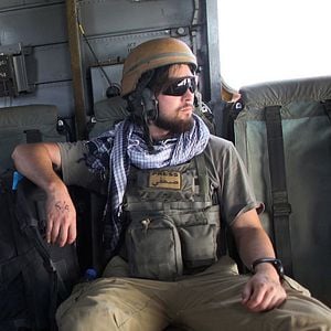 Foto Hell and Back Again