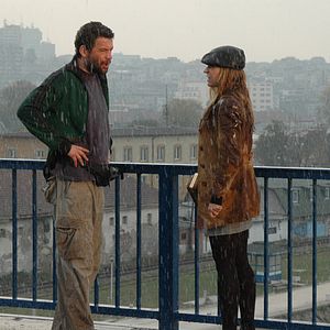 Foto La mujer con la nariz rota