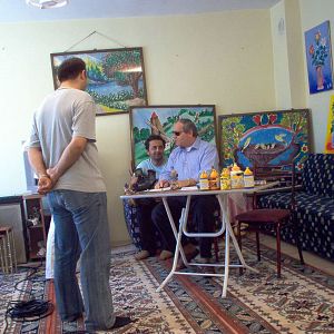 Foto Der mit den Fingern sieht