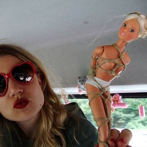 Foto Too Much Pussy!