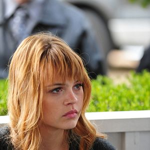 Foto Beneath the Darkness