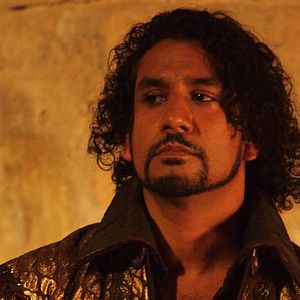 Foto Naveen Andrews