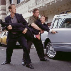 Foto Corky Romano: Siempre gana por la mano