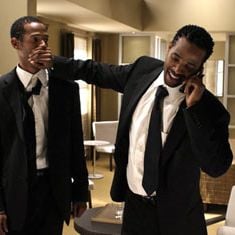 Foto Dos "rubias" de pelo en pecho