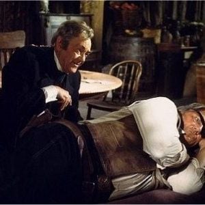 Foto El rifle y la Biblia