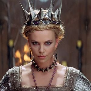 Foto Blancanieves y la leyenda del cazador