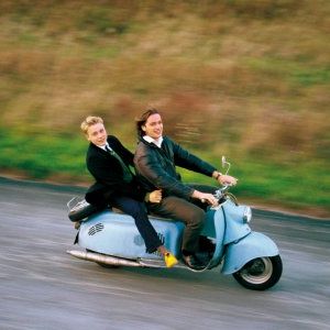 Foto La Cacatúa roja