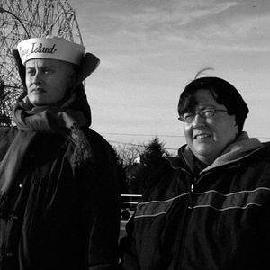 Foto Codependent Lesbian Space Alien Seeks Same