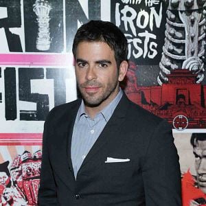 Foto El hombre de los puños de hierro