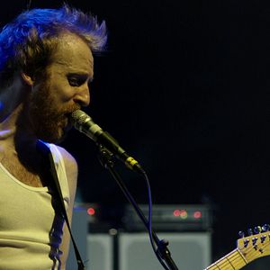 Foto Shut Up And Play The Hits