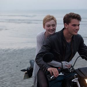 Foto Jeremy Irvine