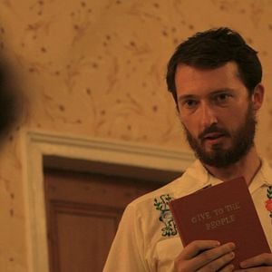 Foto Dustin Guy Defa