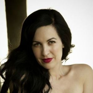 Foto Grey DeLisle