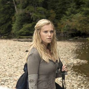Foto Eliza Taylor