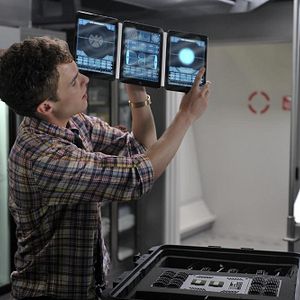 Foto Iain De Caestecker