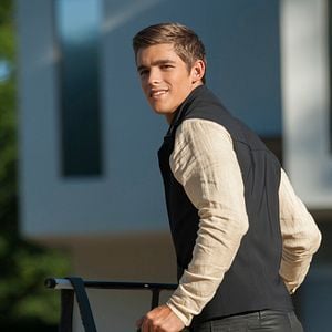Foto Brenton Thwaites