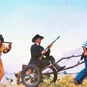 Foto El blanco, el amarillo y el negro