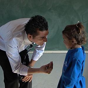 Foto İki Dil Bir Bavul