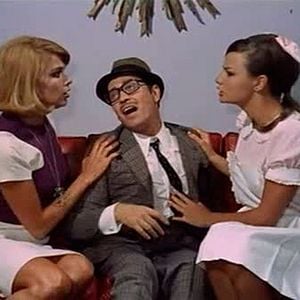 Foto Cuidado con las señoras