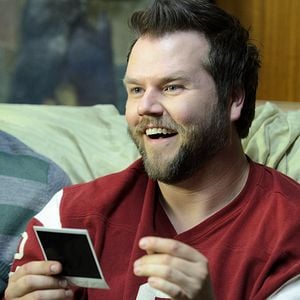 Foto Tyler Labine