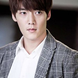 Foto Choi Jin Hyuk