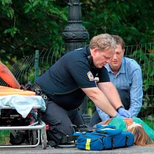 Foto Gods Behaving Badly