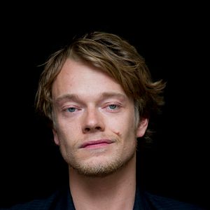 Foto Alfie Allen