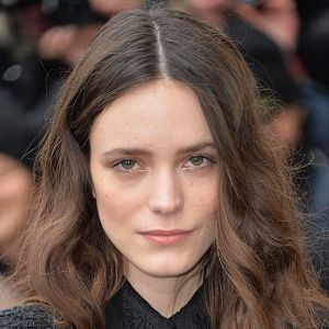 Foto Stacy Martin
