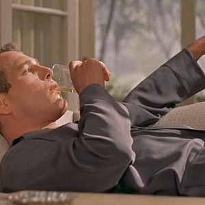 Foto La gata sobre el tejado de zinc