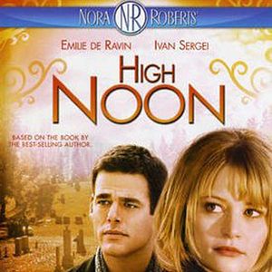 Foto Sola ante el peligro