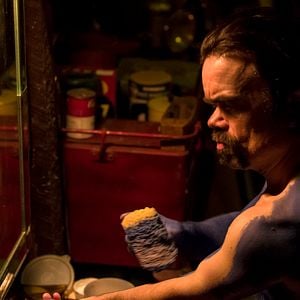 Foto Low down (Una vida al límite)