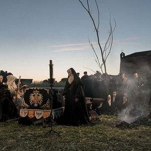 Foto La corona partida