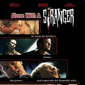 Foto Sola con un extraño