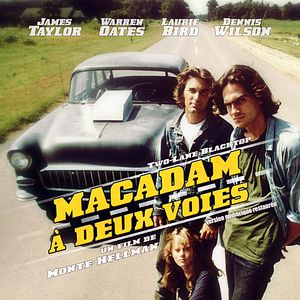 Foto Carretera asfaltada en dos direcciones