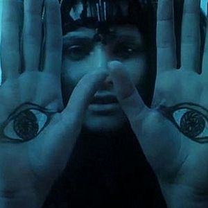 Foto Na srebrnym globie