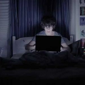 Foto Internet Junkie