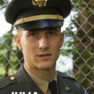 Foto Julia y el oficial