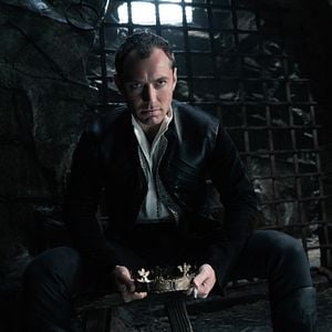 Foto Rey Arturo: La leyenda de Excalibur