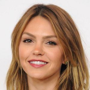 Foto Aimee Teegarden