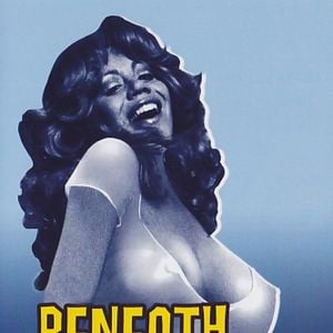 Foto Mas allá del valle de las ultravixens