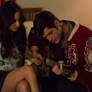 Foto Troian Bellisario