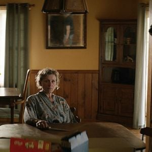 Foto Tres anuncios en las afueras