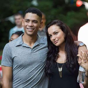 Foto Charlie Barnett